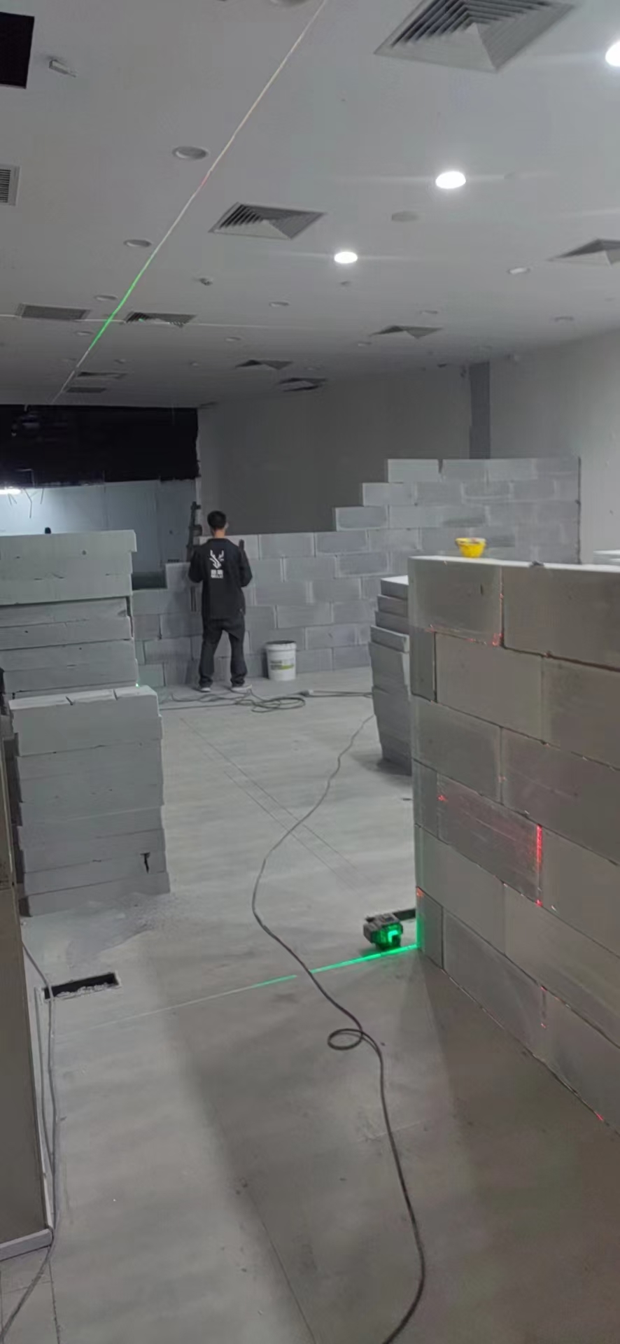 加气砖隔墙墙体平整